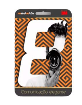 Numero_para_residncia_espelhado_n8_180mm_prata_escovada__metalmidia_7815590