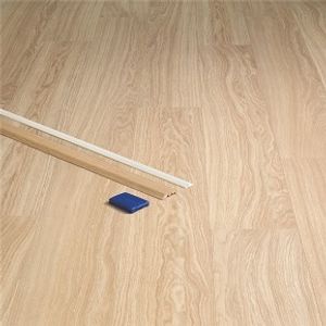 Perfil incizo eligna wide carvalho acinzentado com crotes de serra 13x48mm com 1,8mts - quick step